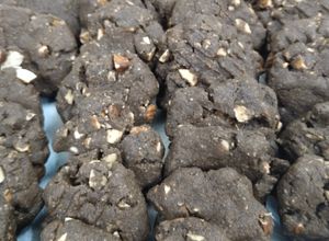 Gambar Blackout Chocolate Chip Cookies