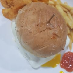 A picture of Beef patty burger.