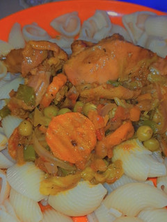 Macaroni with vegetable sauce ainihin hoton girkin