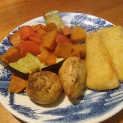 A picture of Fish with Roasted Veggies.