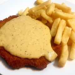 A picture of Cheesy Garlic and Anchovy Sauce.