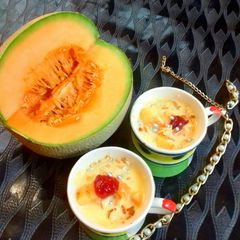 A picture of Muskmelon coconut sunshine.