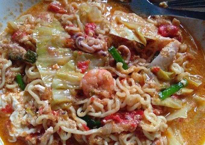 Resep Mie Instan Kuah Pedas Oleh Hana Cookpad