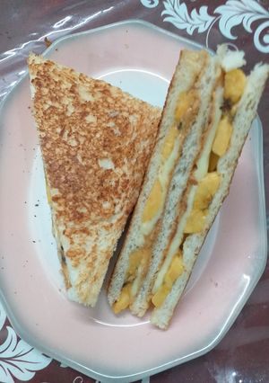 A picture of Cheesy Banana Peanut Butter Toast.
