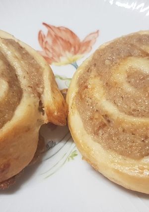 Diós kelt tekercs recept fotója