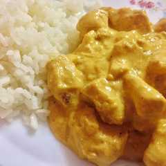 Una foto de Pollo al curry