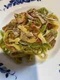 Paglia e fieno con porcini e finferli