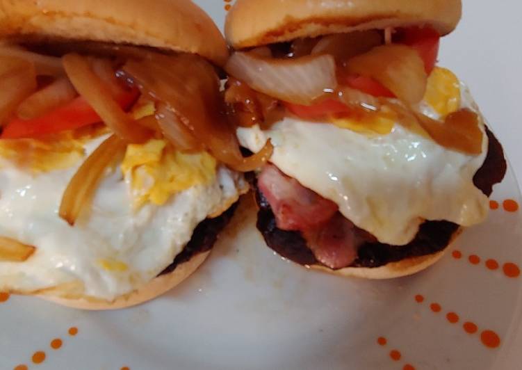 Hamburguesas caseras con queso azul y masala