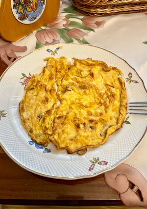 Shimeii gombás tojásrántotta recept fotója