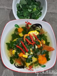 Foto resep Sayur bening daun kelor jagung wortel