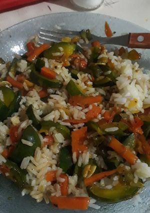 Una foto de Chaufa vegetariano