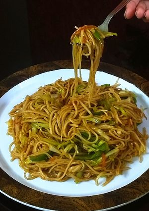 A picture of Hakka Noodles.