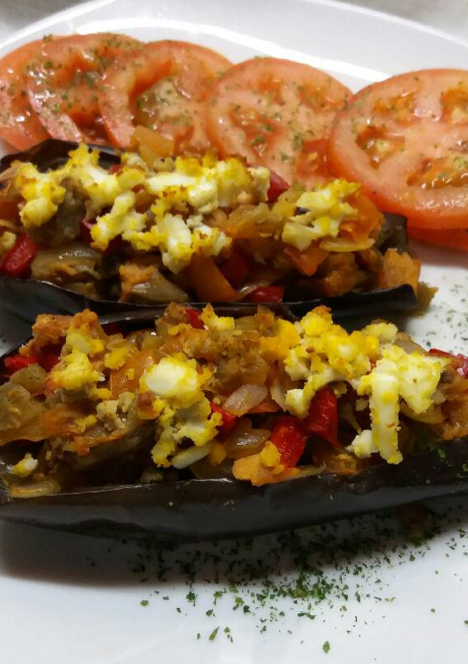 Una foto de Berenjenas rellenas de atún