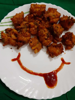 A picture of Spring Onion Pakora.