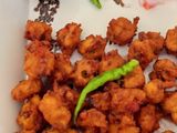 બ્રેડ પકોડા(bread pakoda recipe in gujarati)