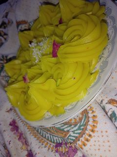 عکسی از دستور حلوای زرد شیرازی با آرد برنج