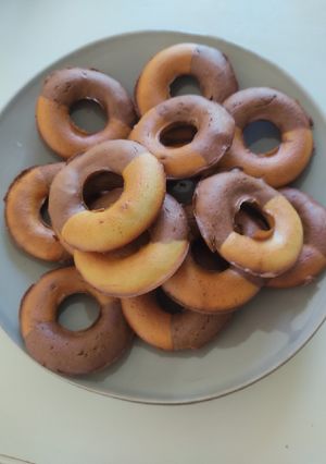 Une photo de Donuts façon marbré