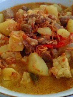 Foto resep Sayur pedas daging, kentang dan tempe