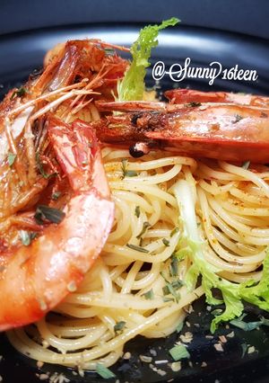 A picture of Spaghetti Aglio E Olio.