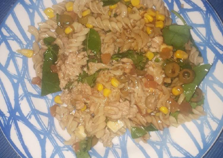 Ensalada de pasta integral