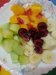 عکسی از دستور سالاد میوه