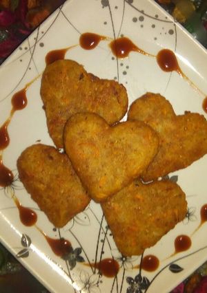 आलू वेज कटलेट्स (Aloo veg cutlets recipe in hindi) रेसिपी मुख्य फोटो