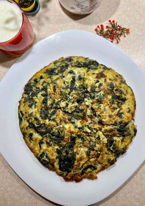 A picture of Spinach, zucchini and rolled oats kuku.