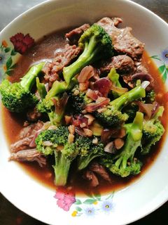 A picture of Beef with Brocolli.