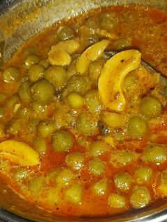 काजू मटर की सब्जी (Kaju matar ki sabzi recipe in hindi) रेसिपी मुख्य फोटो