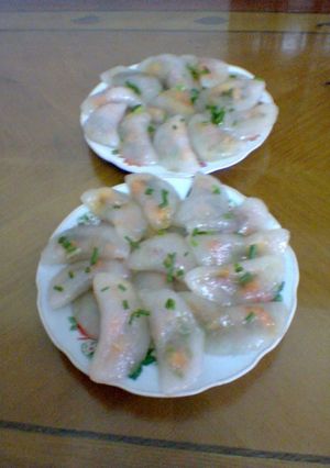 Hình của món Bánh bột lọc nhân tôm thịt.