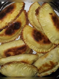 Una foto de Empanadas de carne con masa casera