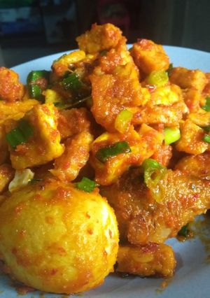 Foto resep Sambel tahu tempe (plus ayam Telur punjungan hihii)