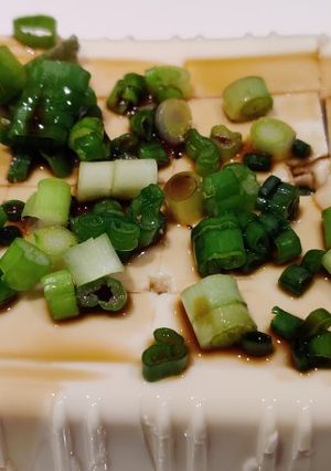 A picture of Chilled Tofu.