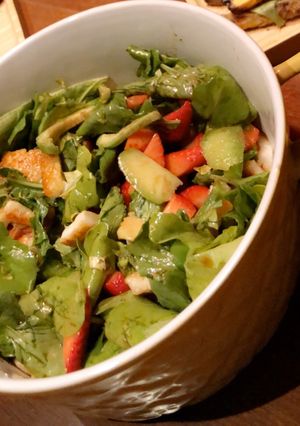 صورة لوصفة سلطة الافوكادو والفراوله 🍓🥑