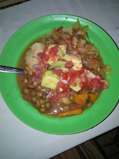 A picture of Peas served with Irish potatoes and cabbages.