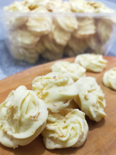 Foto resep Kue semprit sagu keju