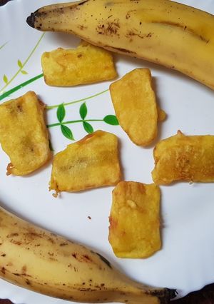நேந்திர பழம் பஜ்ஜி செய்முறை முக்கிய புகைப்படம்