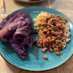 A picture of Black Eyed Peas with Cabbage.
