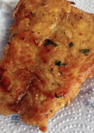 A picture of Lemon-parsley fish cake.