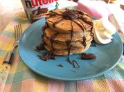 Una foto di pancake banana
