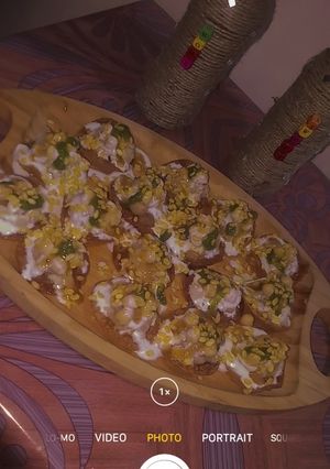 A picture of Papri Chaat.