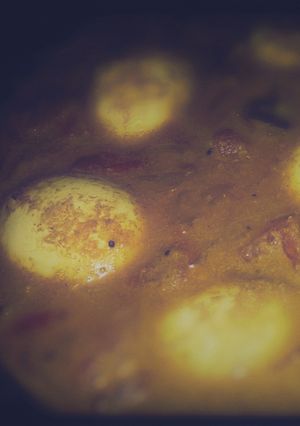 A picture of Eggs in Cocunut Gravy.