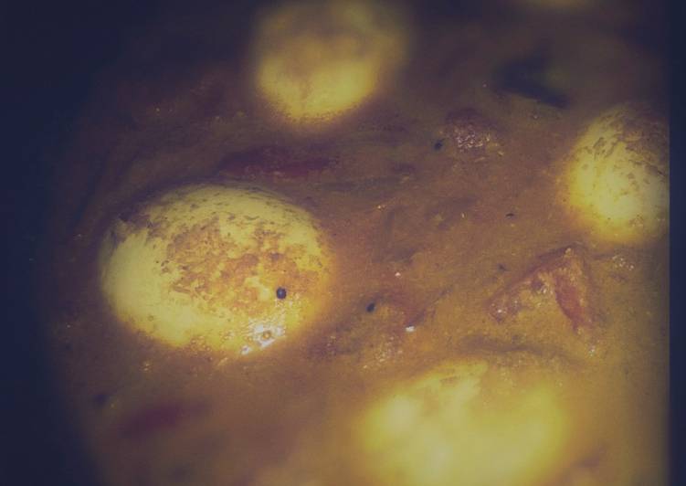Eggs in Cocunut Gravy