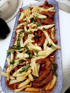 صورة لوصفة طاجين المرقاز(نقانق)