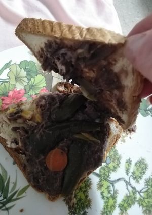 Una foto de Sándwich presente