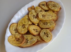 Foto principal de Chips de plátano macho en Airfryer (tajadas de plátano verde)