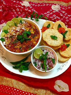 दाल पकवान (dal pakwan recipe in Hindi) रेसिपी मुख्य फोटो