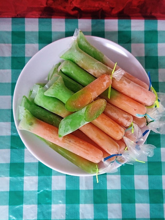 Langkah Mudah untuk Menyiapkan Es Lilin jelly, Enak Banget