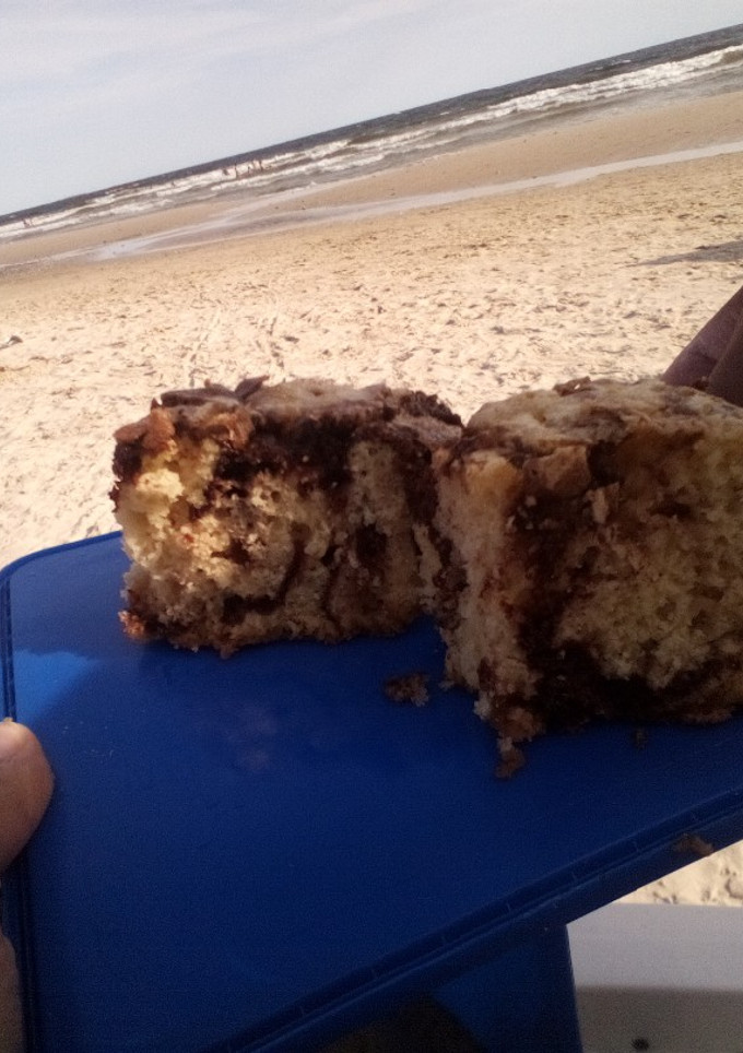 Una foto de Torta marmolada sin batidora 🥧