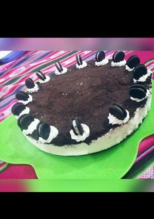 Una foto de Cheesecake de Oreo sin horno! Toda una delicia y suave 😙